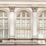 rolety na okna z łukiem