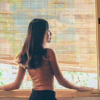 Montaż rolet rzymskich do ramy okna Montaż rolet rzymskich do ramy okna