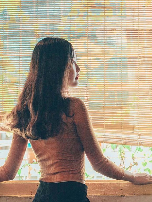 Montaż rolet rzymskich do ramy okna Montaż rolet rzymskich do ramy okna