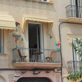 Jak zamontować markizę? Jak zamontować markizę?