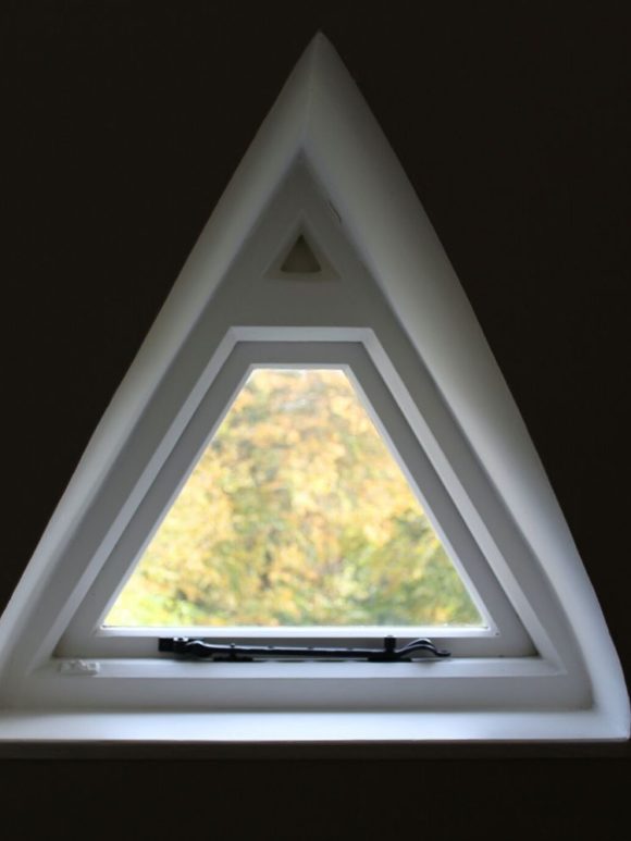 Jakie osłony na okna o niestandardowych kształtach Jakie osłony na okna o niestandardowych kształtach